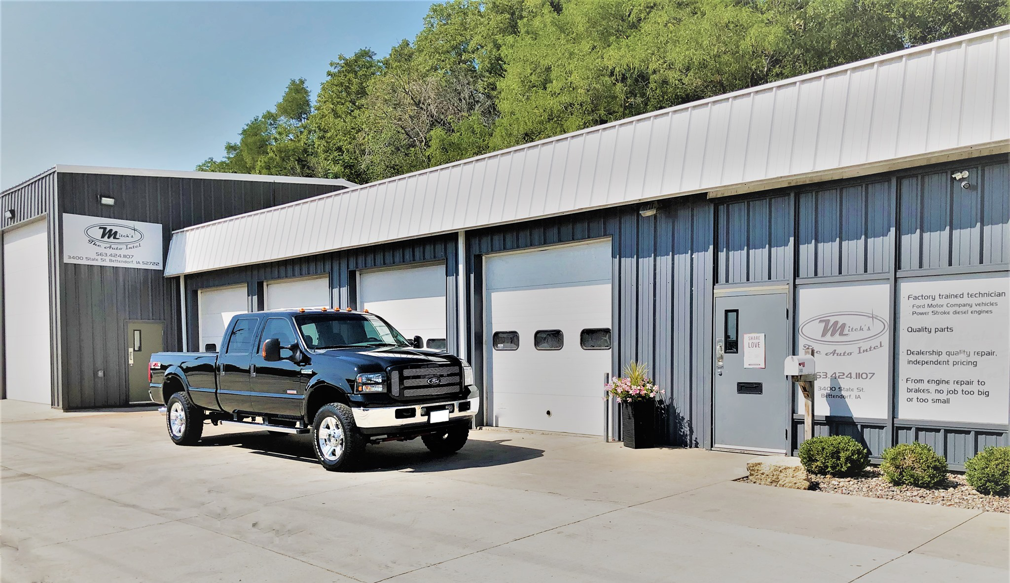 Mitch's Automotive Building